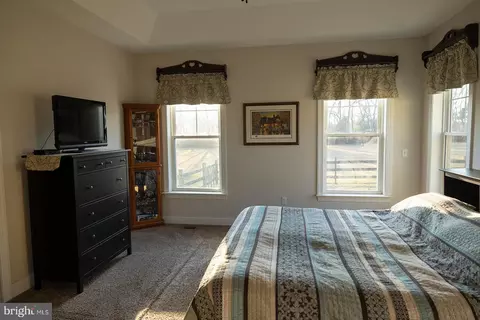 Bedroom - 5662 Summit Bridge Rd, Townsend, DE 19734 photo 6 of 10