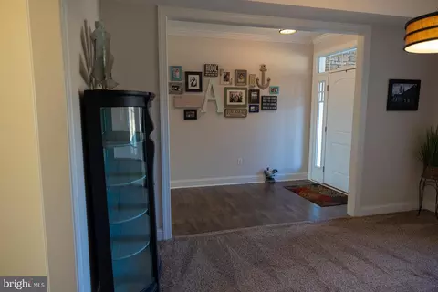 Entry Way - 5662 Summit Bridge Rd, Townsend, DE 19734 photo 3 of 20