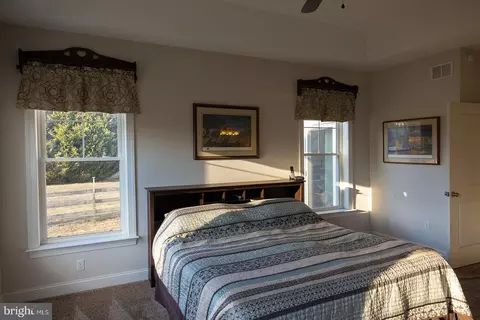 Bedroom - 5662 Summit Bridge Rd, Townsend, DE 19734 photo 9 of 10