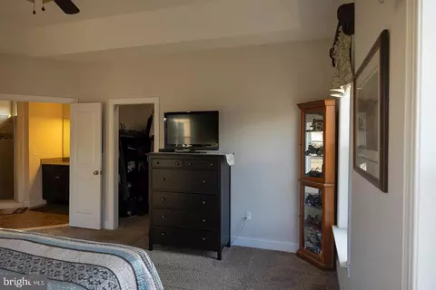Bedroom - 5662 Summit Bridge Rd, Townsend, DE 19734 photo 8 of 10