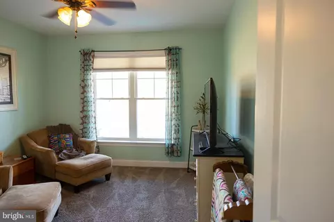 Bedroom - 5662 Summit Bridge Rd, Townsend, DE 19734 photo 1 of 10