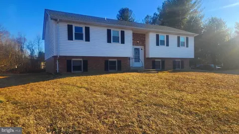 Exterior - 16 Stardust Dr, Newark, DE 19702 photo 1 of 1