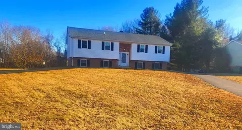 Other - 16 Stardust Dr, Newark, DE 19702 photo 4 of 8