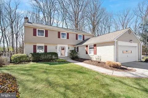 3020 Maple Shade Ln, Wilmington, DE 19810