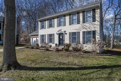 22 Gloucester Ct, Newark, DE 19702