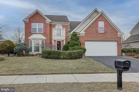 1 W Shakespeare Dr, Middletown, DE 19709