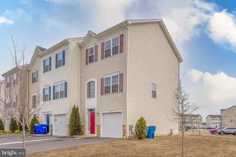 925 Lissicasey Loop, Middletown, DE 19709