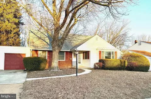 406 New London Rd, Newark, DE 19711