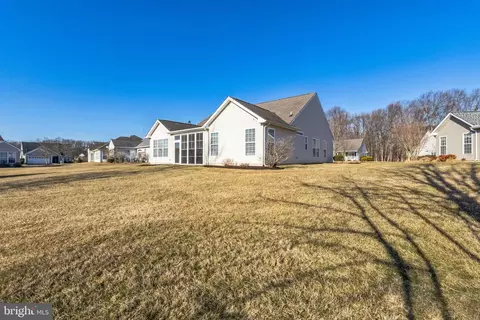 Exterior - 63 Springmill Dr, Middletown, DE 19709 photo 5 of 5