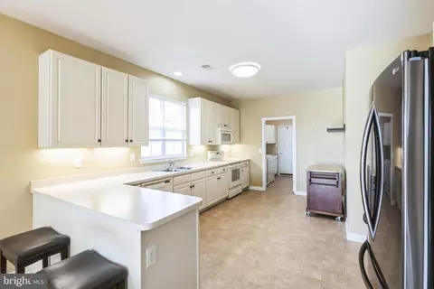 Kitchen - 63 Springmill Dr, Middletown, DE 19709 photo 2 of 2