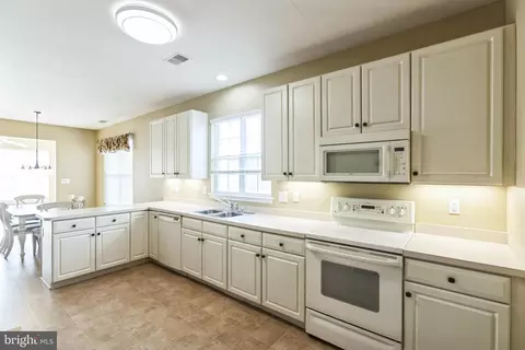Kitchen - 63 Springmill Dr, Middletown, DE 19709 photo 1 of 2
