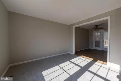 75 Midland Dr, Newark, DE 19713 photo 24