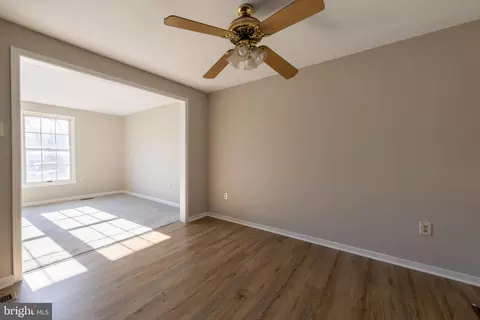 75 Midland Dr, Newark, DE 19713 photo 29