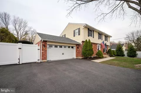 2303 Silverside Rd, Wilmington, DE 19810