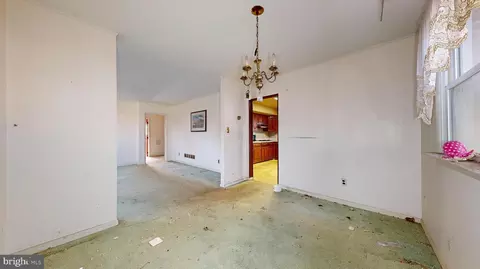 Entry Way - 2 Sheffield Manor Dr, Newark, DE 19711 photo 6 of 13