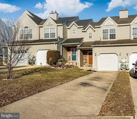 106 Mendel Ct, Bear, DE 19701 photo 3
