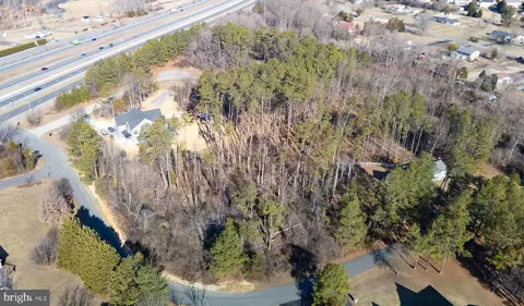 101 Sycamore Ln, Townsend, DE 19734