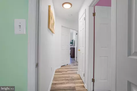 Entry Way - 119 Wimbledon Ct, Bear, DE 19701 photo 5 of 7