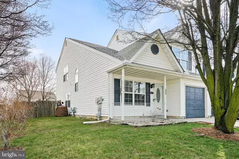 Exterior - 333 Marldale Dr, Middletown, DE 19709 photo 3 of 6