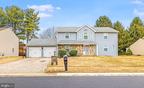 93 Nursery Dr, Bear, DE 19701