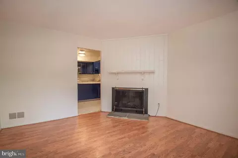 18 E Green Valley Cir, Newark, DE 19711 photo 5
