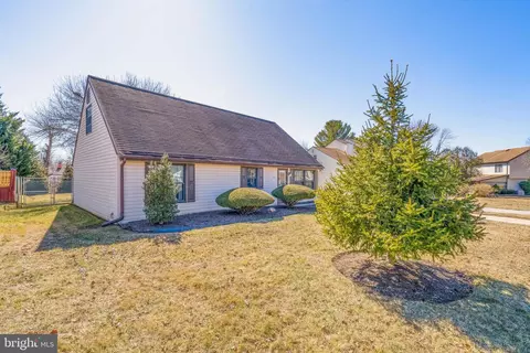 Exterior - 204 Bynum Ln, Bear, DE 19701 photo 4 of 4