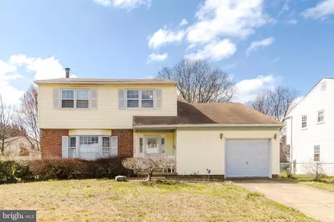 124 Wedgefield Dr, New Castle, DE 19720