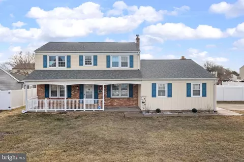 37 Bunker Hill Rd, New Castle, DE 19720