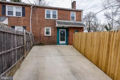 2 N Pennewell Dr N, Wilmington, DE 19809