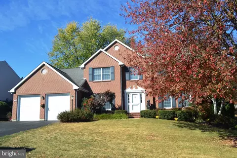 5 Balmoral Ct, Wilmington, DE 19808