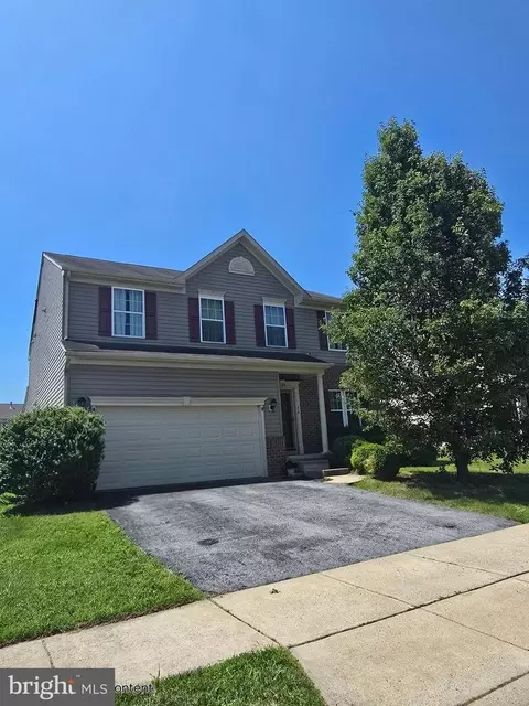 Exterior - 216 Alloway Pl, Townsend, DE 19734 photo 3 of 9