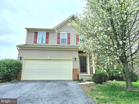 Exterior - 216 Alloway Pl, Townsend, DE 19734 photo 9 of 9