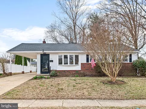 Exterior - 211 Catalina Dr, Newark, DE 19711 photo 3 of 4