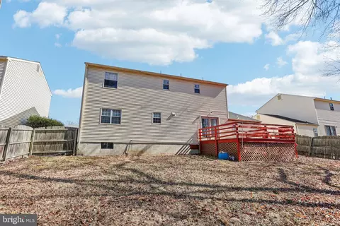 Exterior - 52 Broadleaf Dr, Newark, DE 19702 photo 7 of 8