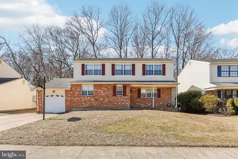 52 Broadleaf Dr, Newark, DE 19702