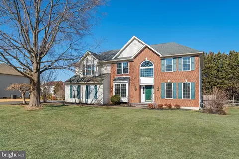 226 Cornwell Dr, Bear, DE 19701 photo 2