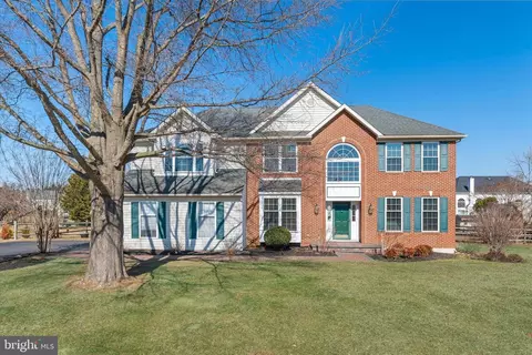 226 Cornwell Dr, Bear, DE 19701