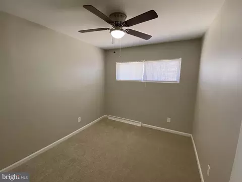 Bedroom - 82 W Stephen Dr, Newark, DE 19713 photo 2 of 3
