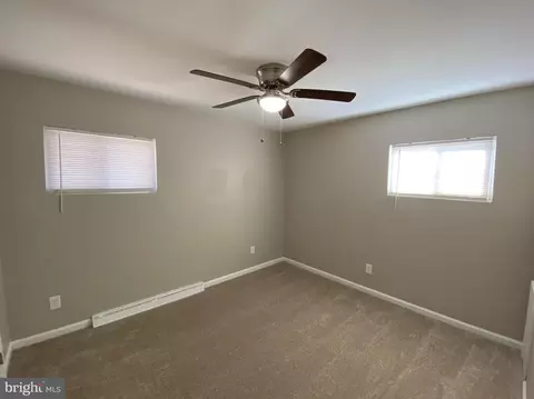 Bedroom - 82 W Stephen Dr, Newark, DE 19713 photo 3 of 3