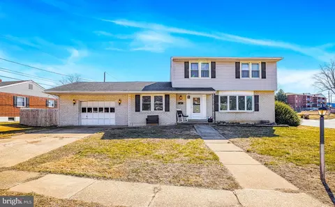 44 Ronna Dr, Wilmington, DE 19808