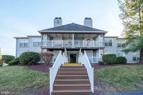 1502 Waters Edge Dr #83, Newark, DE 19702