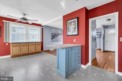 Entry Way - 20 Ruby Dr, Claymont, DE 19703 photo 2 of 2