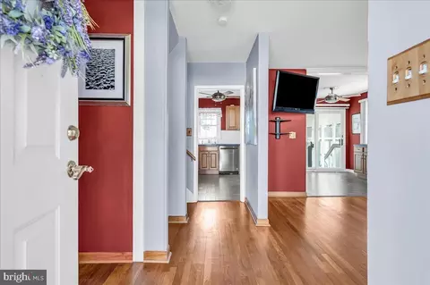 Entry Way - 20 Ruby Dr, Claymont, DE 19703 photo 1 of 2