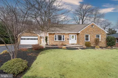 513 Calhoun Rd, Wilmington, DE 19809