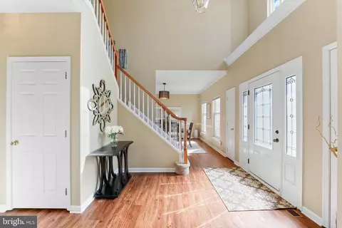 Entry Way - 423 Post Oak Ln, Newark, DE 19702 photo 3 of 5