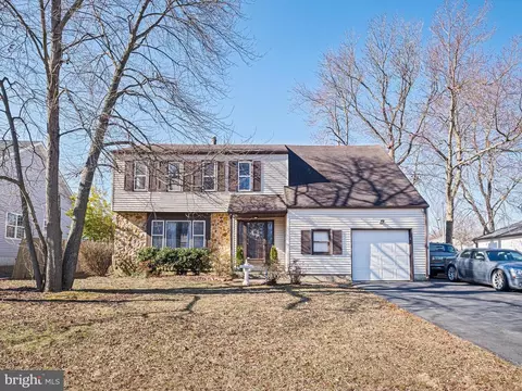 Exterior - 6 Octave Ct, Newark, DE 19713 photo 2 of 4