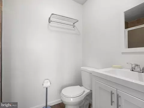 Bath - 6 Octave Ct, Newark, DE 19713 photo 1 of 2
