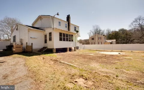 Exterior - 1831 Dixie Line Rd, Newark, DE 19702 photo 3 of 8