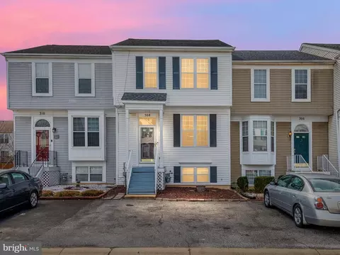 308 Wren Ct, Newark, DE 19702