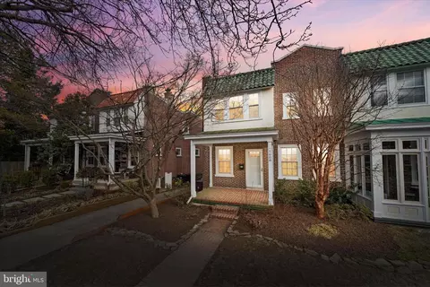 1608 Woodlawn Ave, Wilmington, DE 19806